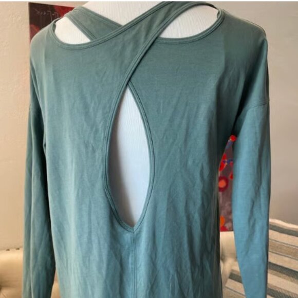Lululemon Back Into It Long Sleeve Juniper 6 - Picture 4 of 7